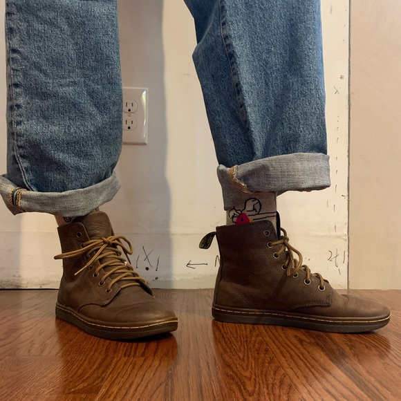 Brown Dr Martens - Picture 3 of 3